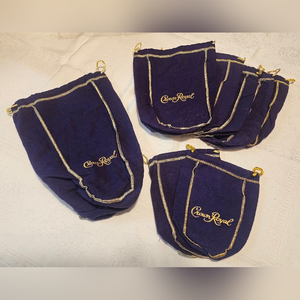 Lot of 8 Crown Royal bags